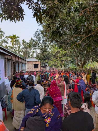 শীতার্তদের পাশে ভিকারুননিসা অ‍্যালামনাই অ‍্যাসোসিয়েশন ২০২৬ 17