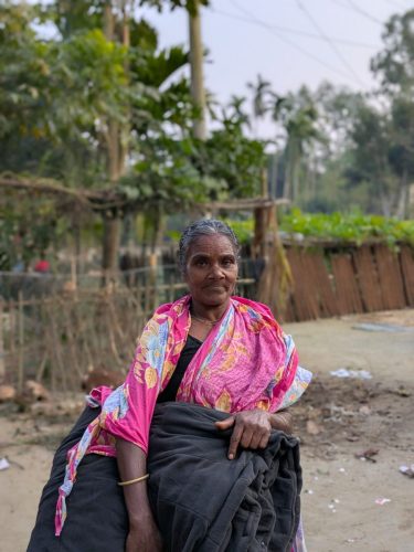 শীতার্তদের পাশে ভিকারুননিসা অ‍্যালামনাই অ‍্যাসোসিয়েশন ২০২৬ 3